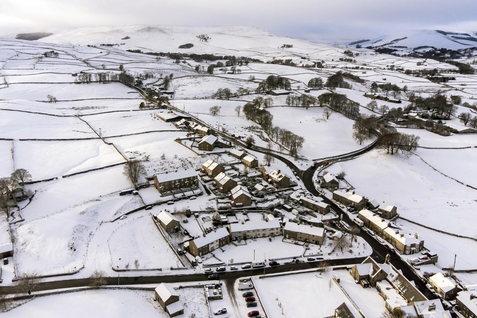 Cold and bright weather expected for Christmas Day, Met Office says 